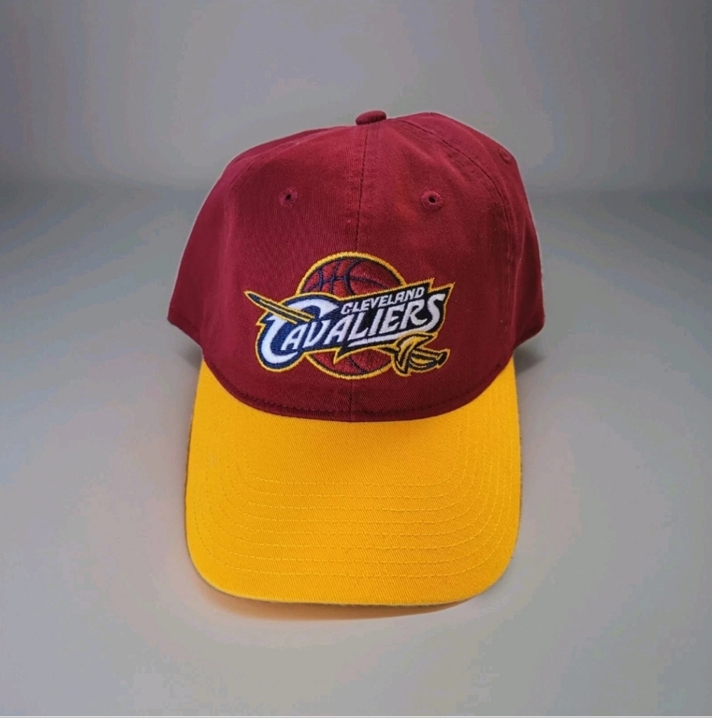 Cleveland Cavaliers NBA Snapback Adjustable Slouch Maroon Gold Bill Cap Hat NWT